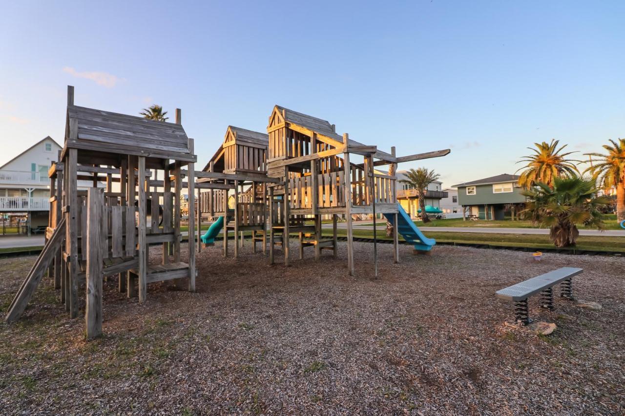 One-Of-A-Kind Beach Home With Lounge Bar Game Room Galveston Exterior foto