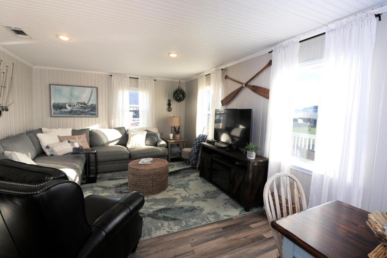 One-Of-A-Kind Beach Home With Lounge Bar Game Room Galveston Exterior foto